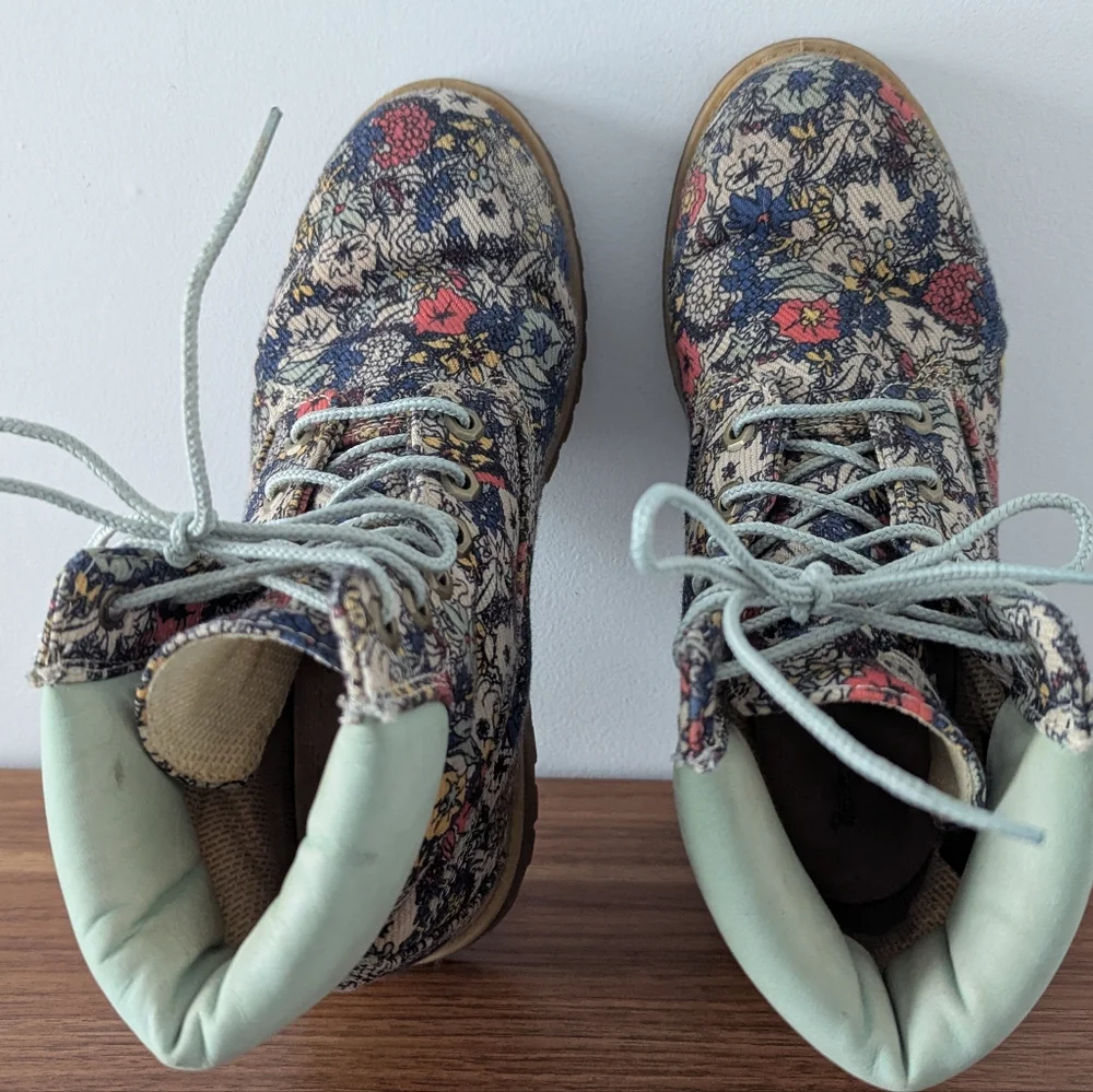Timberland Limited Edition Women's Floral Boots Workboots Size 8.5 - Picture 8 of 12